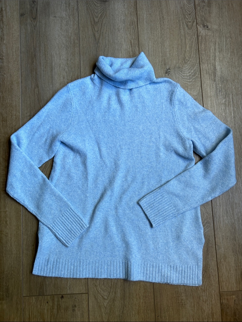 NWT J. Crew factory Turtleneck sweater in extra-soft yarn XS Light Blue